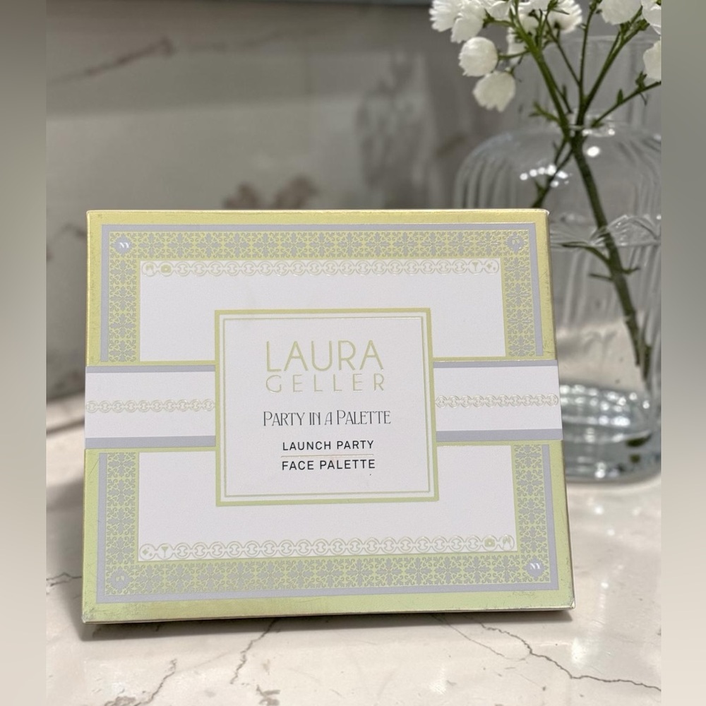 Laura Geller Party in a Palette Launch Party Face Palette - with Brush Set NWOT
